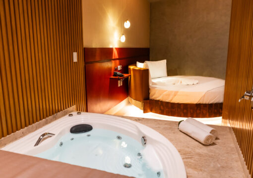 Clássica com Jacuzzi